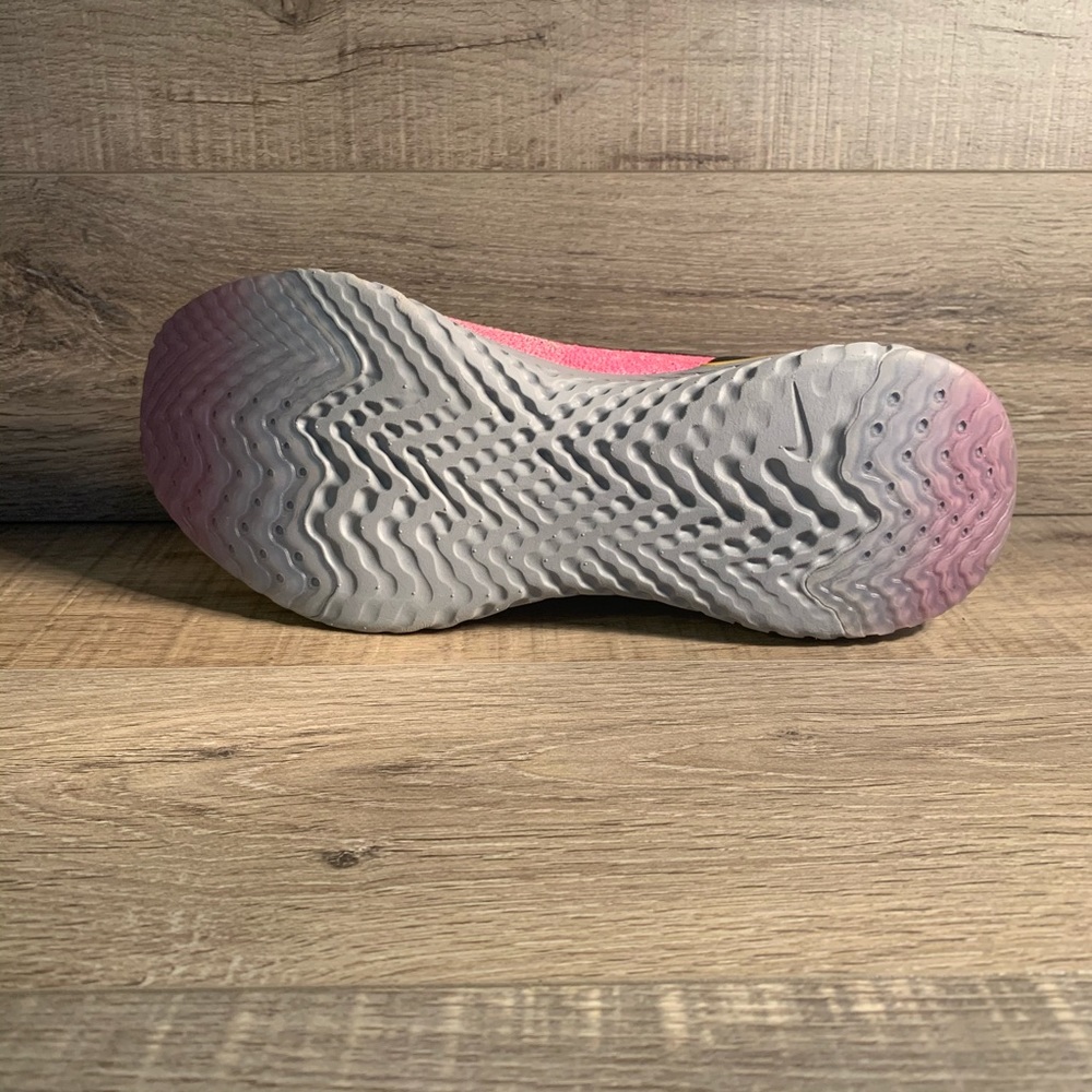 Nike Epic React Flyknit Plum Dust Pink Blast Black - Picture 5 of 5